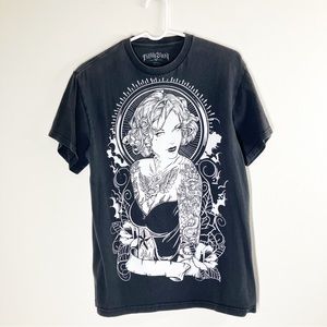 FIFTH SUN T shirt Size Medium Euc